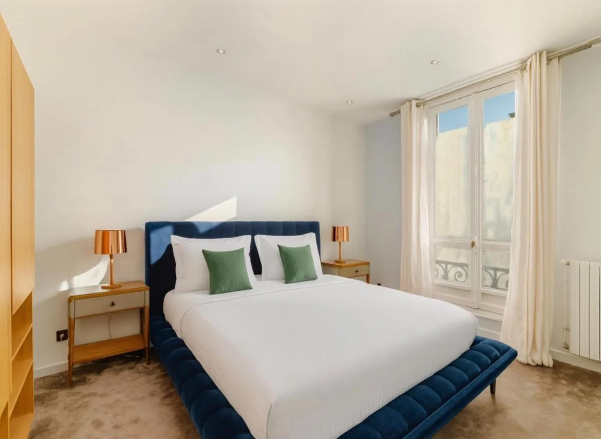 Chambre aux tons bleus
