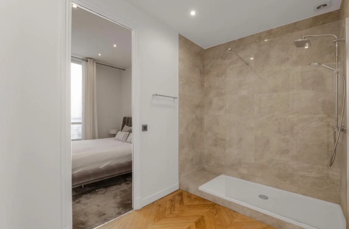 Salle de bain en marbre