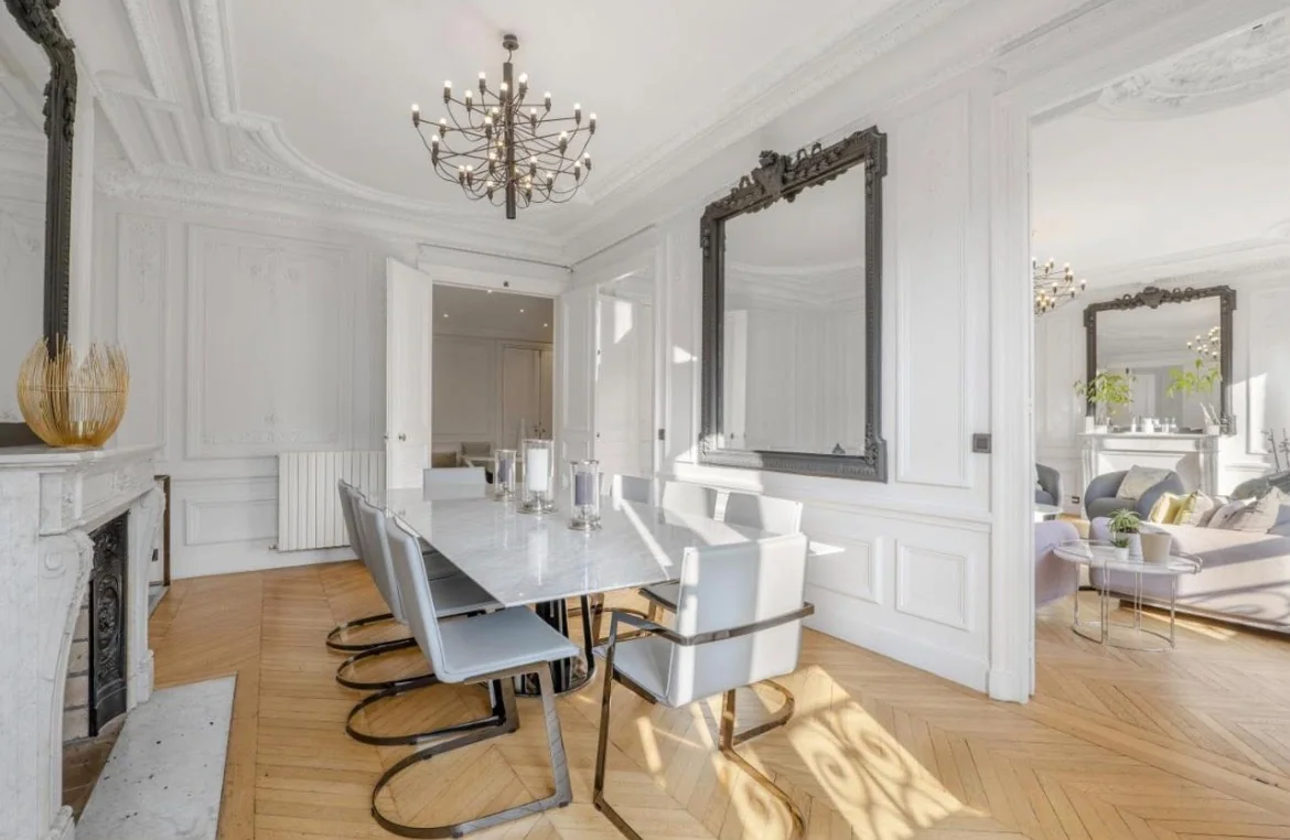 Salon de réception et fauteuils