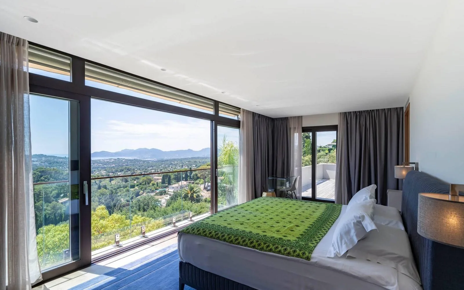 Chambre 3 avec terrasse vue mer
