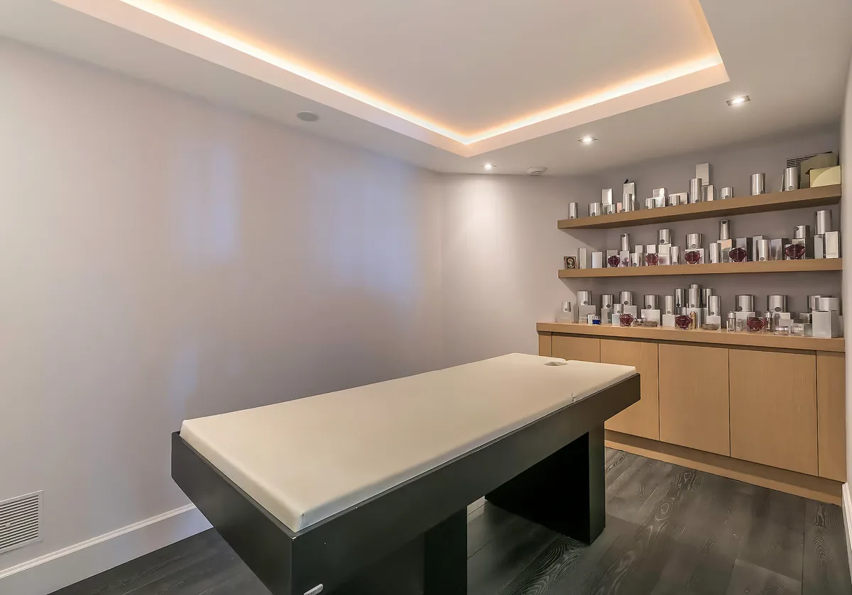 Salle de massage dédiée du spa privé
