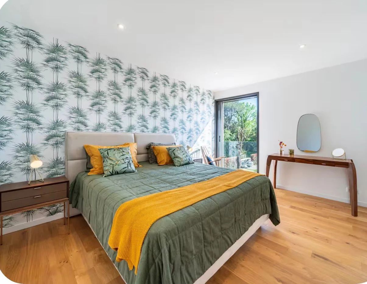Chambre aux tons jaunes