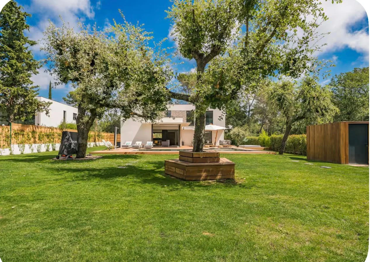 Jardin et villa